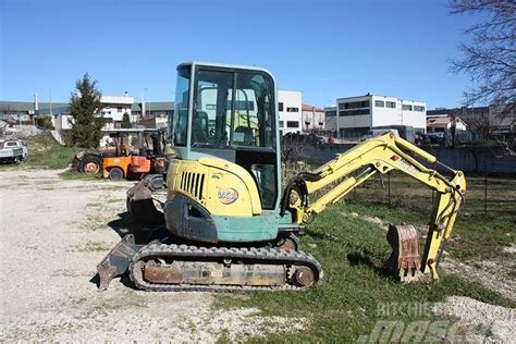 yanmar vio 30 mini excavator specs|yanmar 3tnv88.